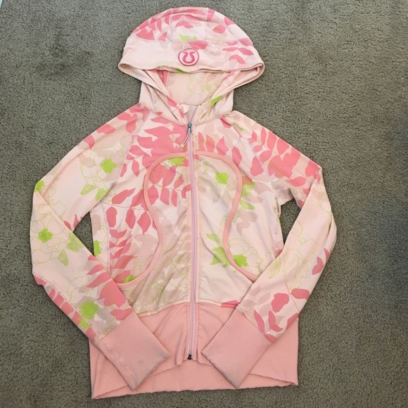 lululemon athletica Tops - 🤡SALE🤡 Lululemon Hoodie