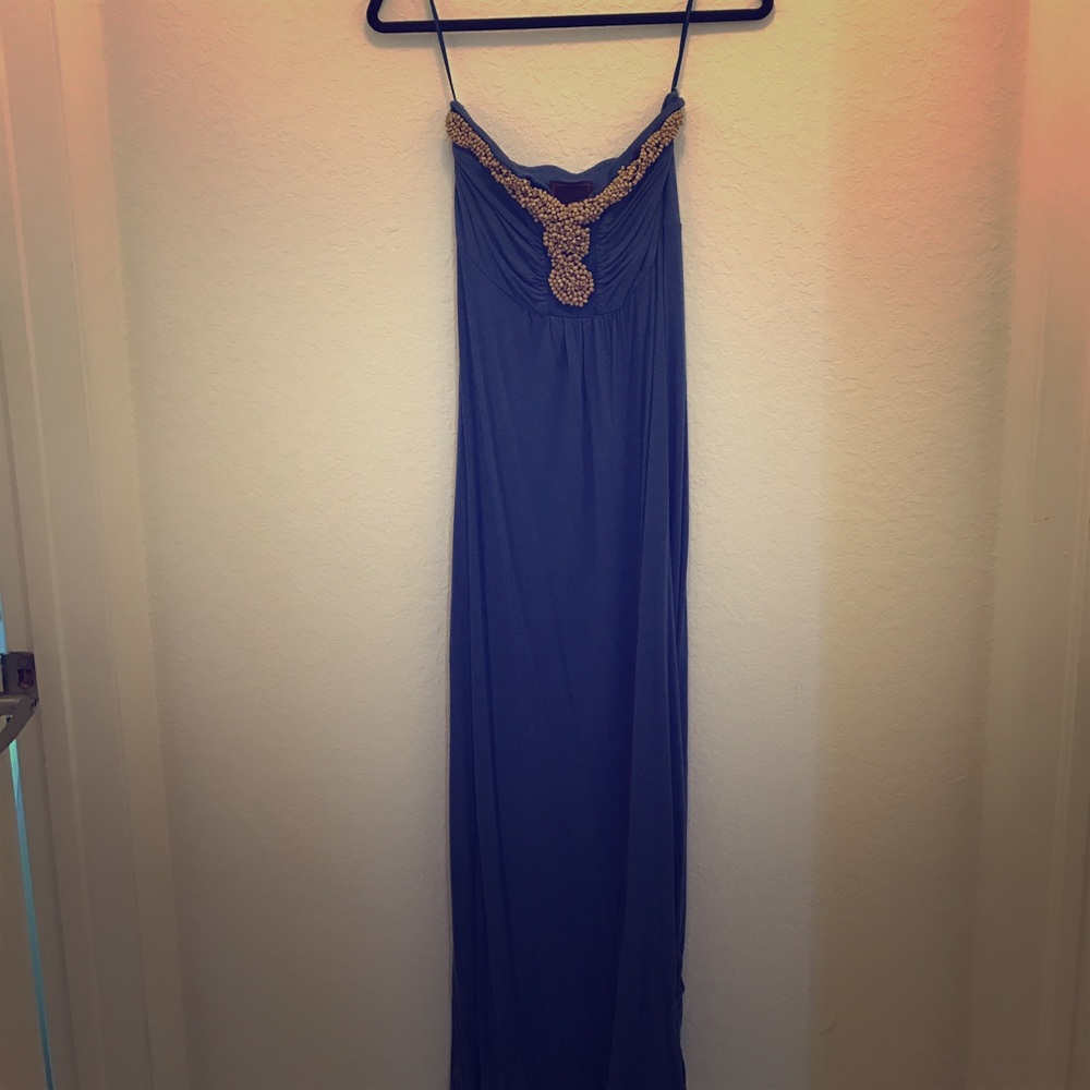 Strapless blue maxi