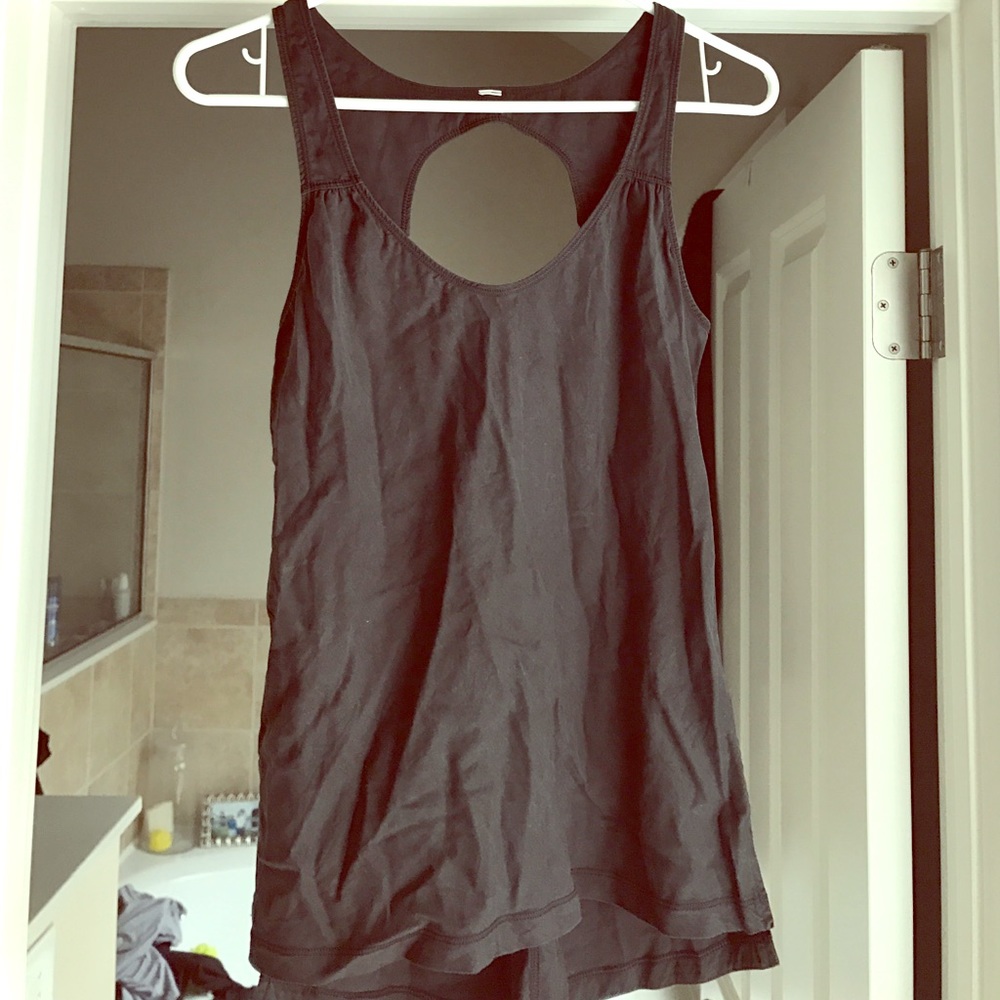 Lululemon shirt
