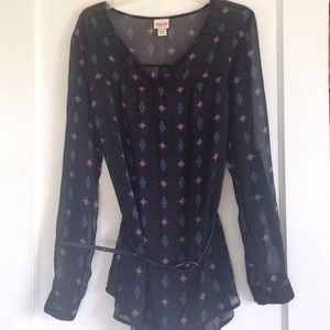 Mossimo Aztec light weight fabric