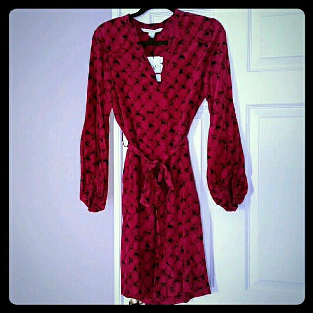 DVF 100% silk Tanyana Clean Dress Size 10