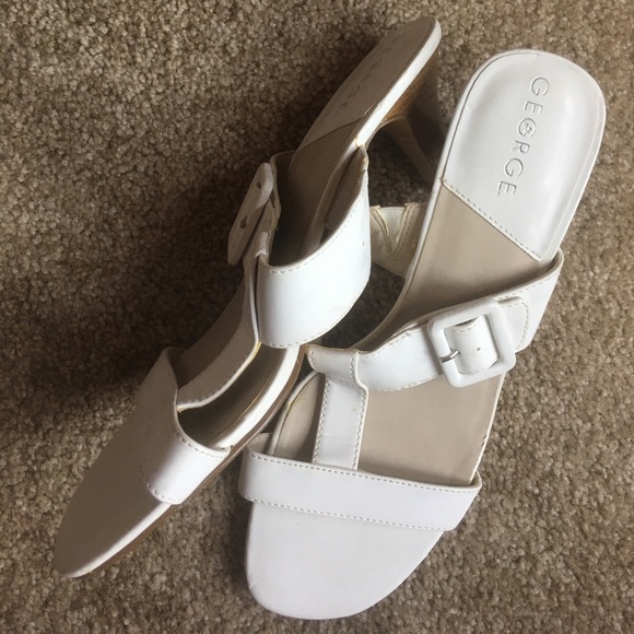 George - Picture 1 of 4