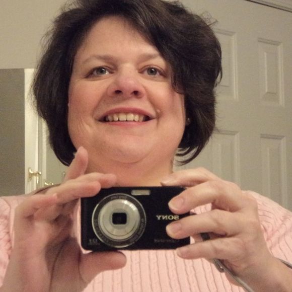 Meet your Posher, Kathleen - Picture 1 of 1