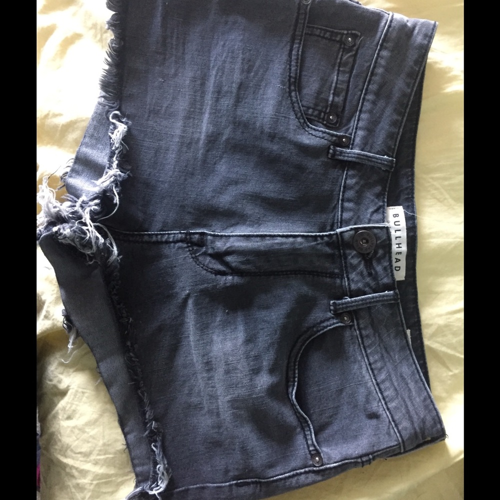 High-waisted bullhead shorts