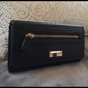 Black wallet