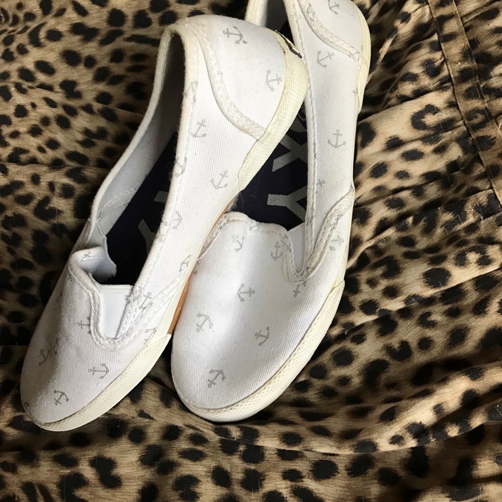 Roxy- slide on shoe