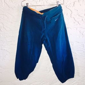 Nike dri-fit Crop Sweats