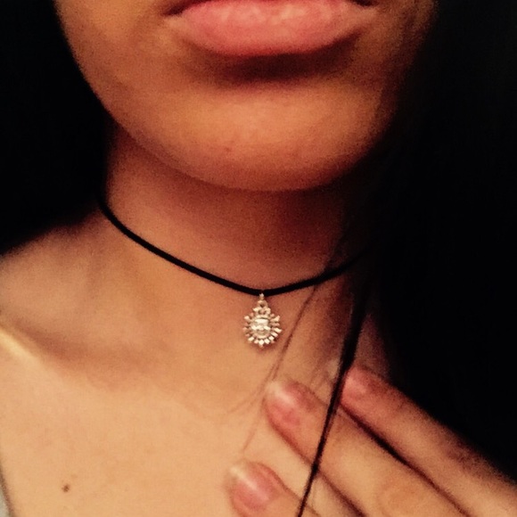 Claire's Jewelry - Silver Sun Black Choker