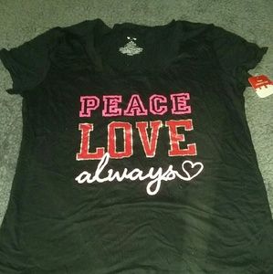 Black tee for woman