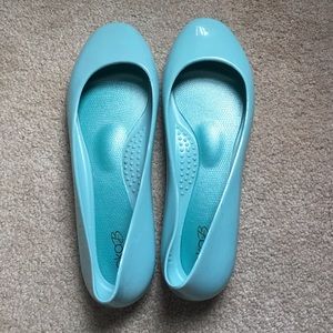 OKA-B Tiffany blue flats