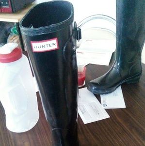 Rain boots