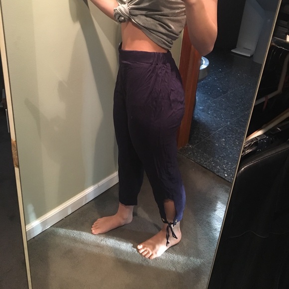 Sans Souci Tie ankle joggers - Picture 2 of 6