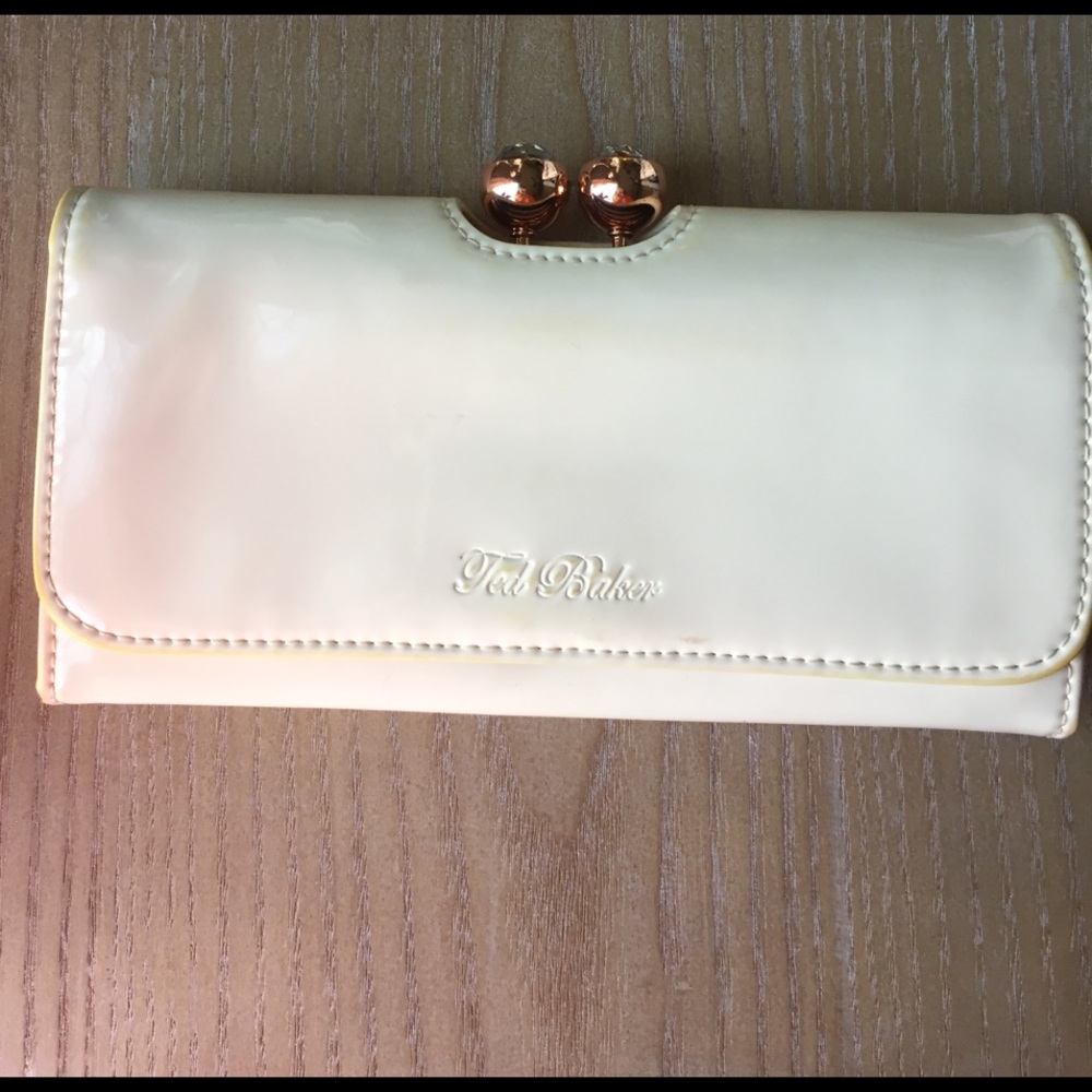 Ted Baker wallet - Picture 1 of 3