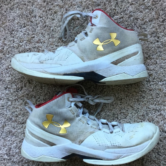 steph curry boys basketball shoes