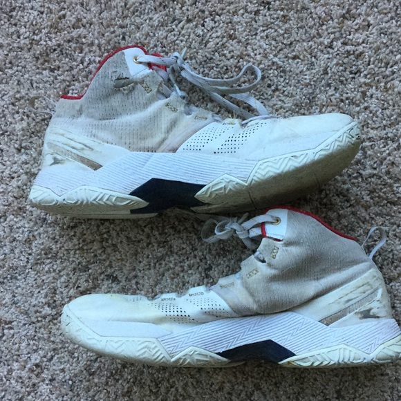 steph curry boys basketball shoes