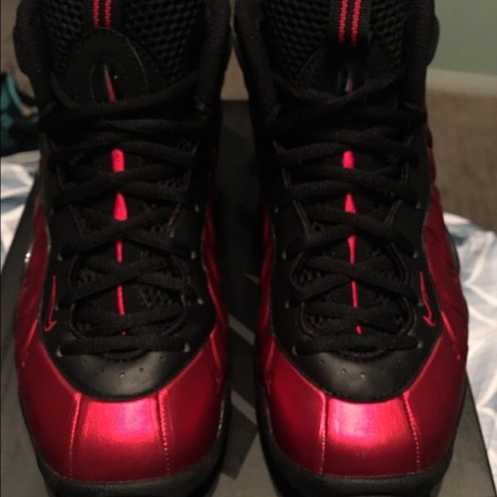Nike foamposites red and black