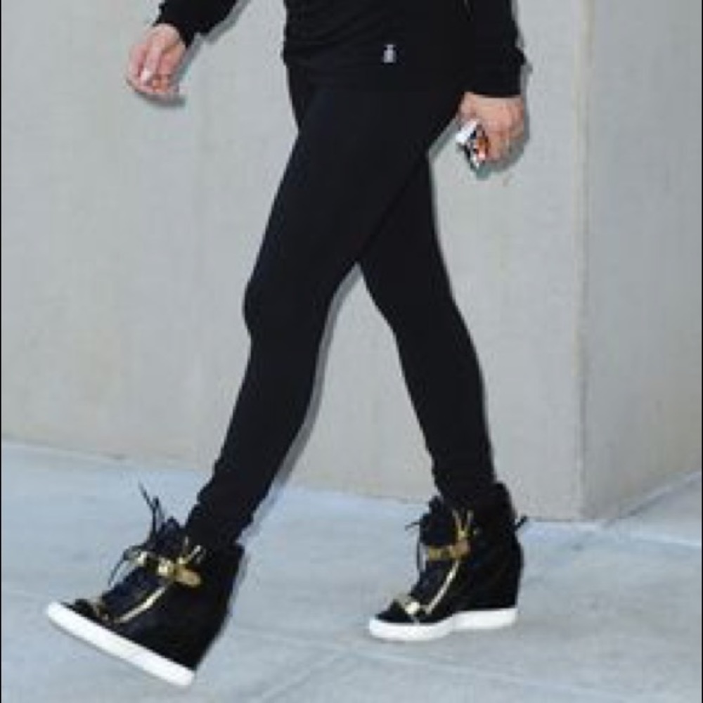 ‼️SOLD‼️ Giuseppe zanotti high top wedge sneaker - Picture 8 of 8