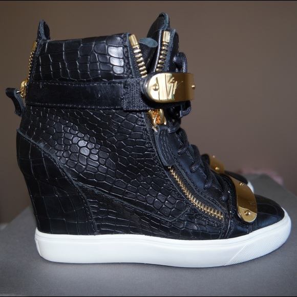 ‼️SOLD‼️ Giuseppe zanotti high top wedge sneaker - Picture 4 of 8