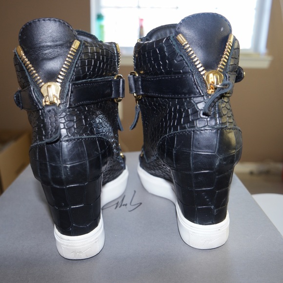 ‼️SOLD‼️ Giuseppe zanotti high top wedge sneaker - Picture 5 of 8
