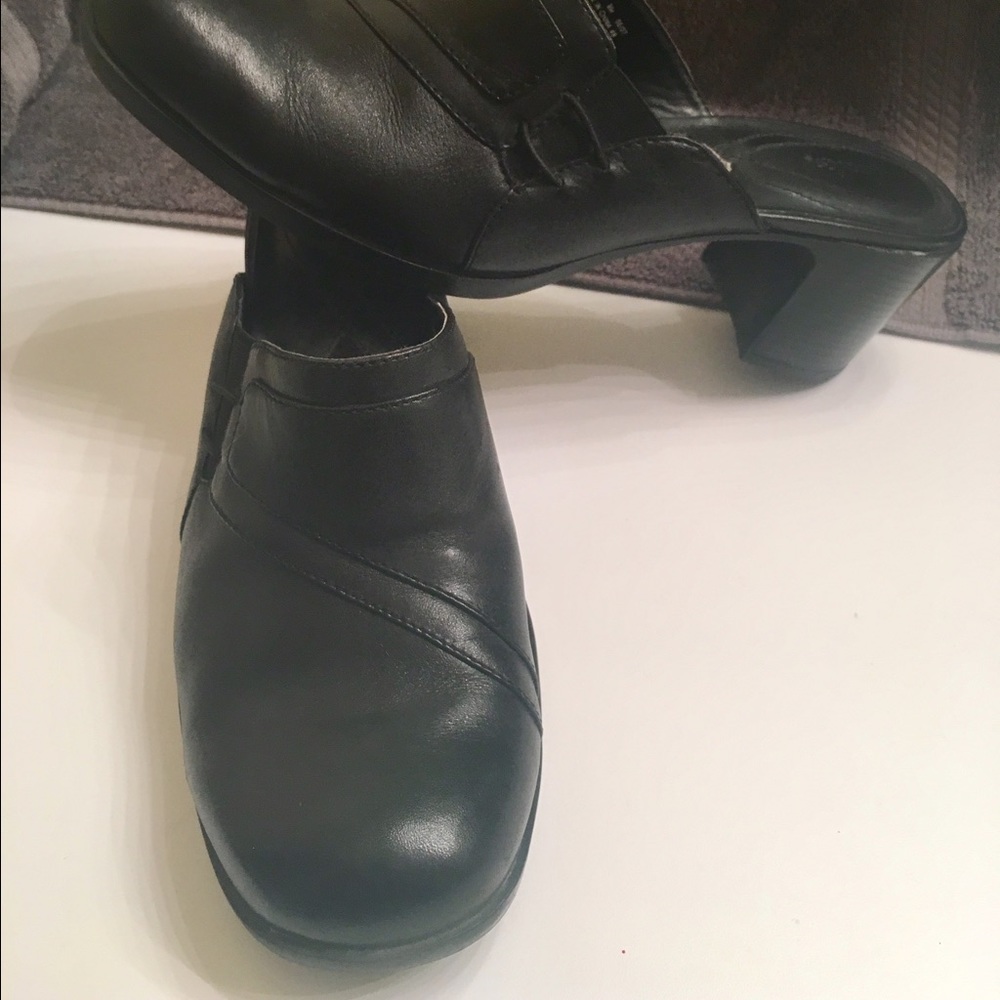Clarks** mule style shoe