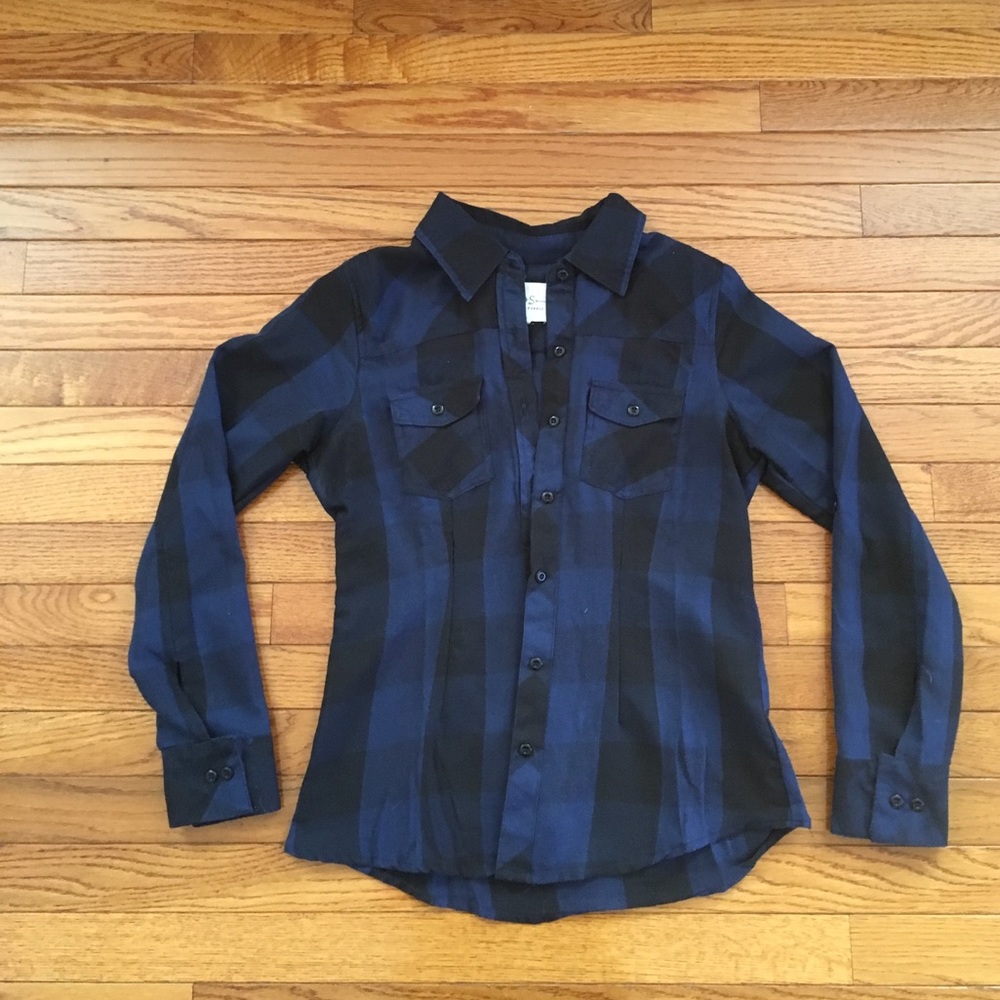 Black and blue flannel shirt