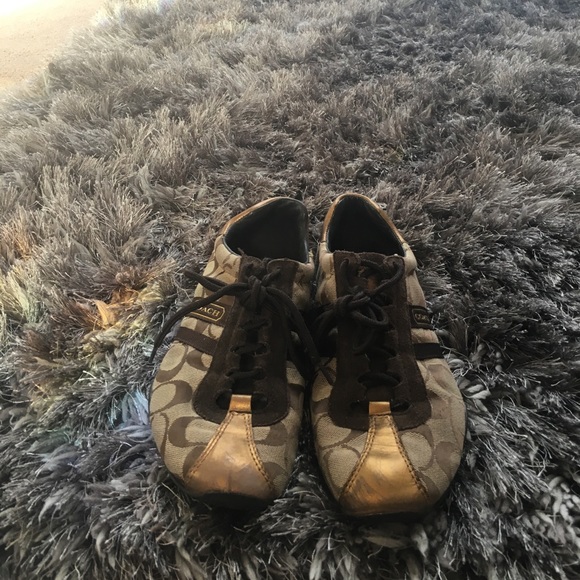 Shoes - Women coach shoes in size 7