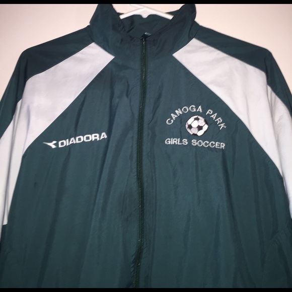 Old school windbreaker - Picture 2 of 3