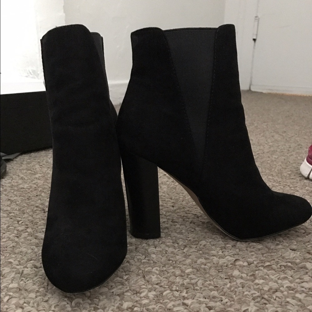Aldo boots size 6!