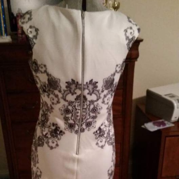 White scuba appearance dress - Picture 3 of 3