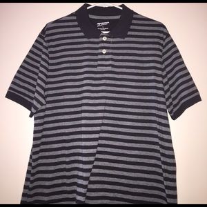 Short sleeve collared shirt. Brand new! Size Large