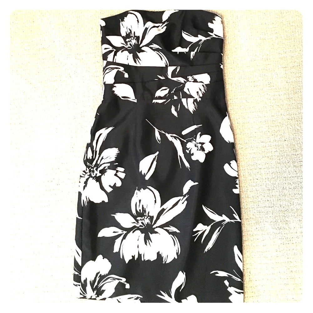 White House Black Market dress