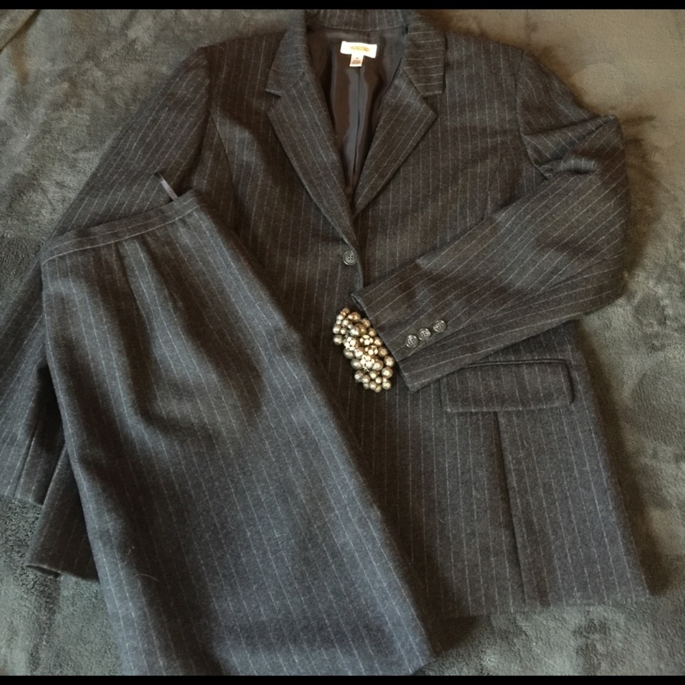 Talbots wool suit -skirt