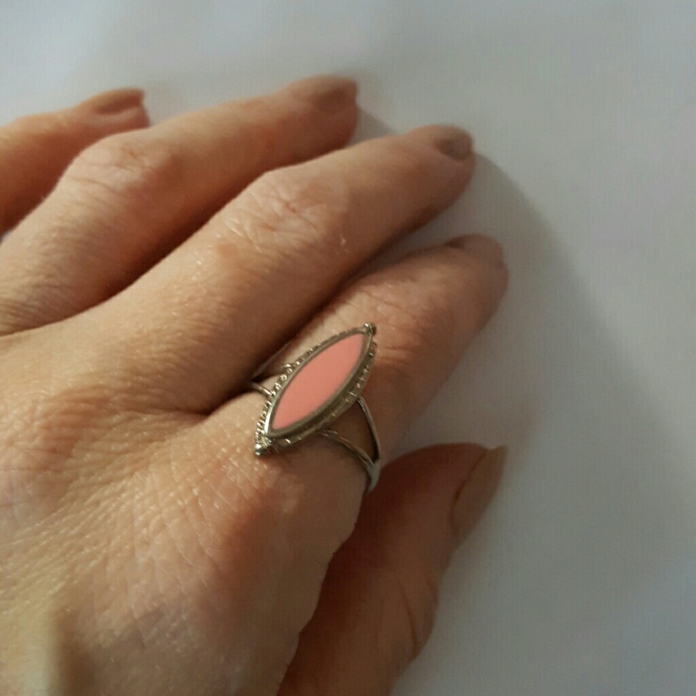 Vintage Sterling silver and pink ring size 8.75