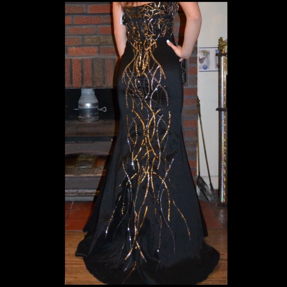 Mermaid style prom dress!!