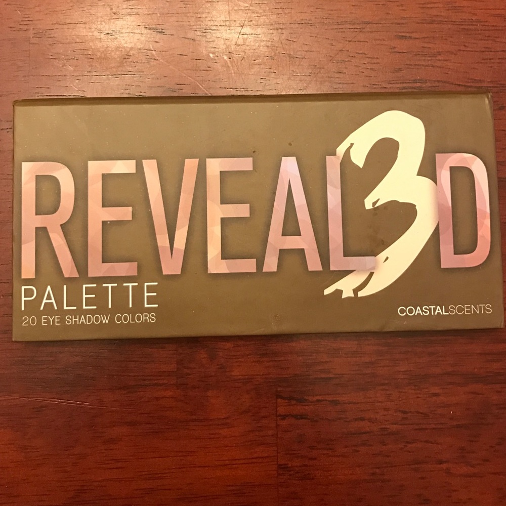 Revealed 3 palette by coastal scents