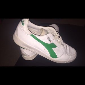 Men's DIADORA sneakers 10.5 green/white
