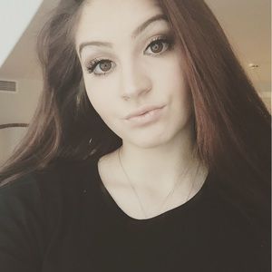 Meet your Posher, Rosalia