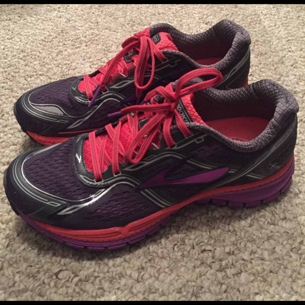 Brooks Ghost running shoes 8.5