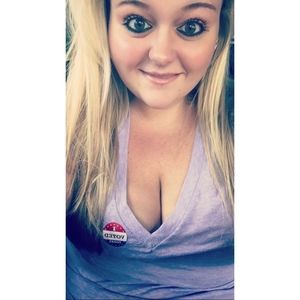 Meet your Posher, Amanda