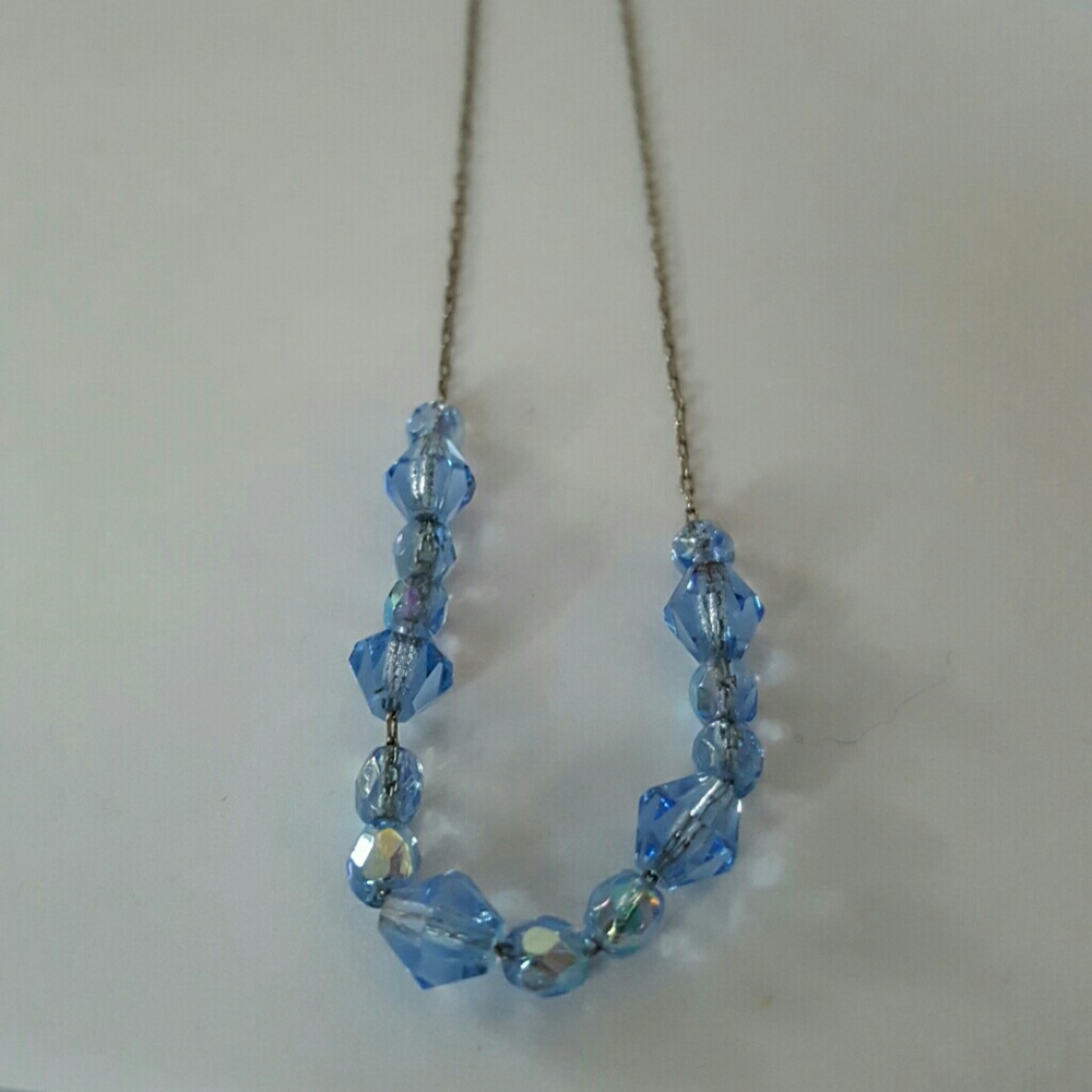 Vintage Very delicate blue crystals and chain