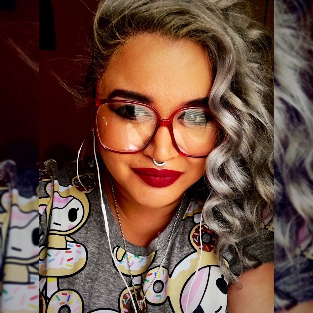 Meet your Posher, DefiNatalie