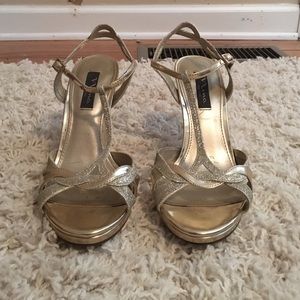 Size 7 1/2 Gold Nina High Heels