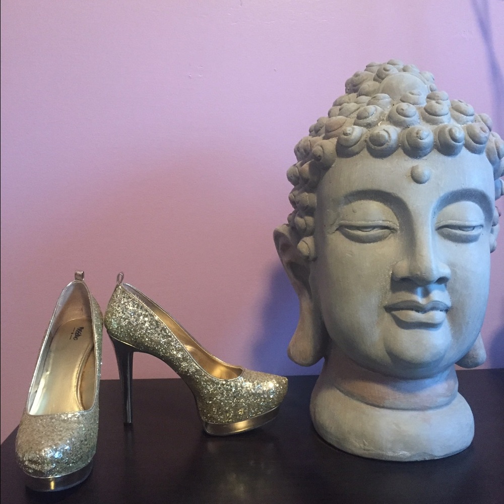 Mossimo gold glitter heels