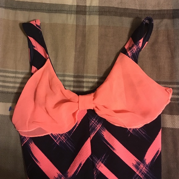 Spring dress - Picture 2 of 3