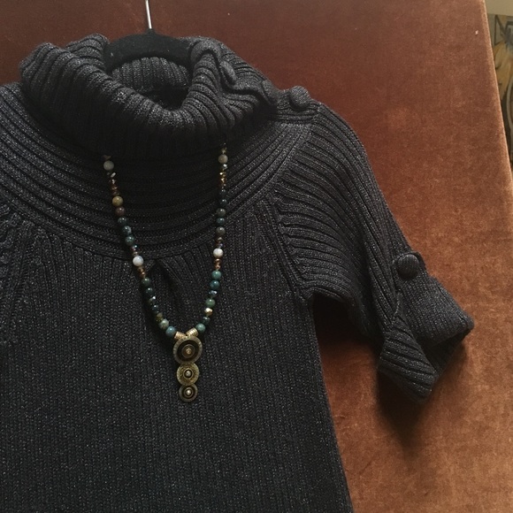 Beautiful sweater dress - Picture 3 of 4