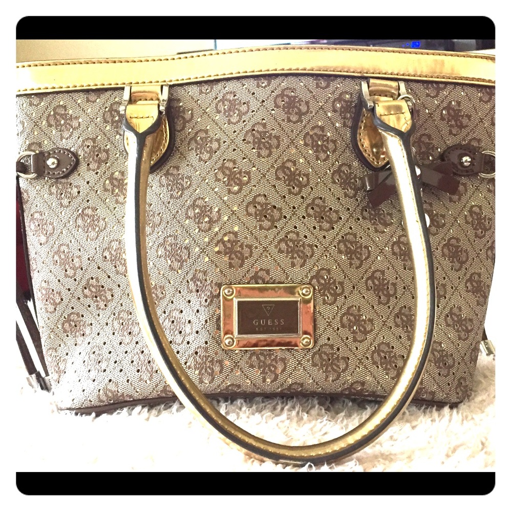 Guess purse