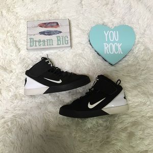 Boys Nike KD black and White Mid Top size 5Y