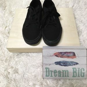 Boys black Vans Size 6 youth