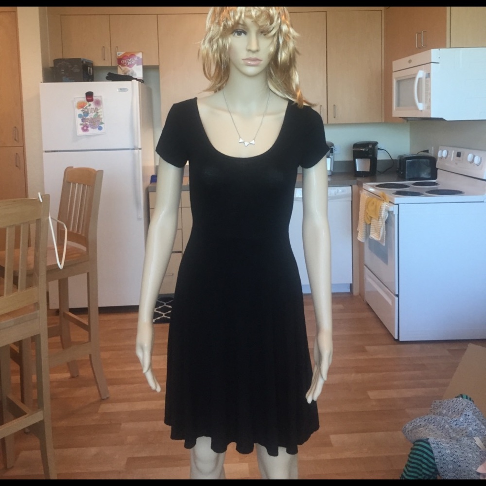 LBD basic little black dress