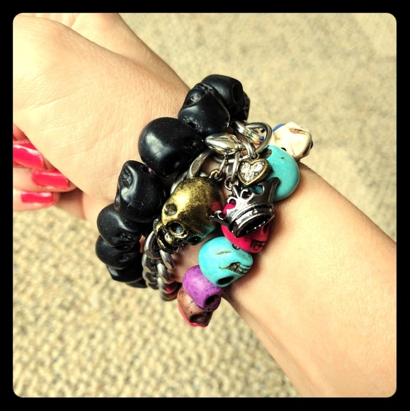 Jewelry - Skull bracelets